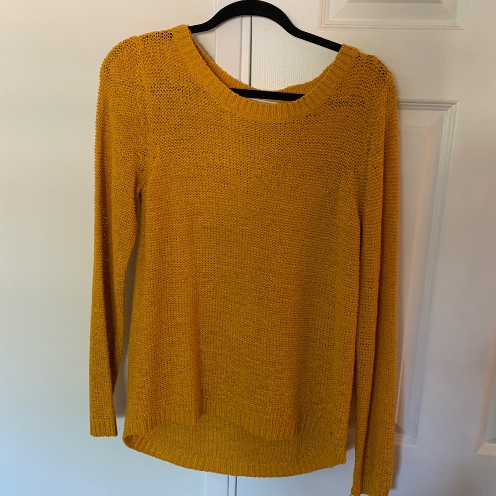 Long sleeve knitted sweater